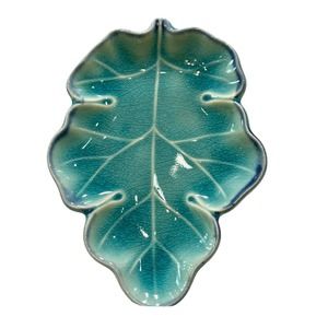 Celadon Kotobuki Bamboo Leaf Shape Blue Crackle Glaze Ceramic Dish Japanese